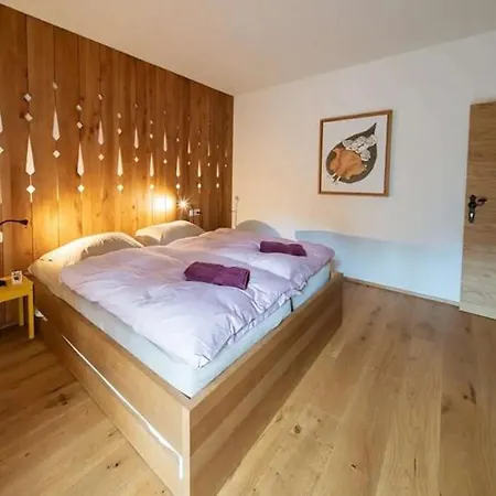 Bed & Breakfast Hisa Tam Cez 3*