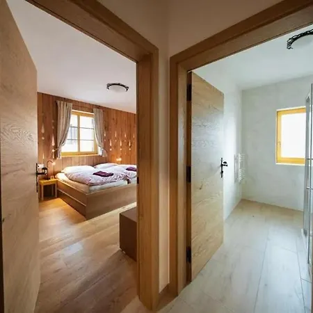 Bed & Breakfast Hisa Tam Cez 3*